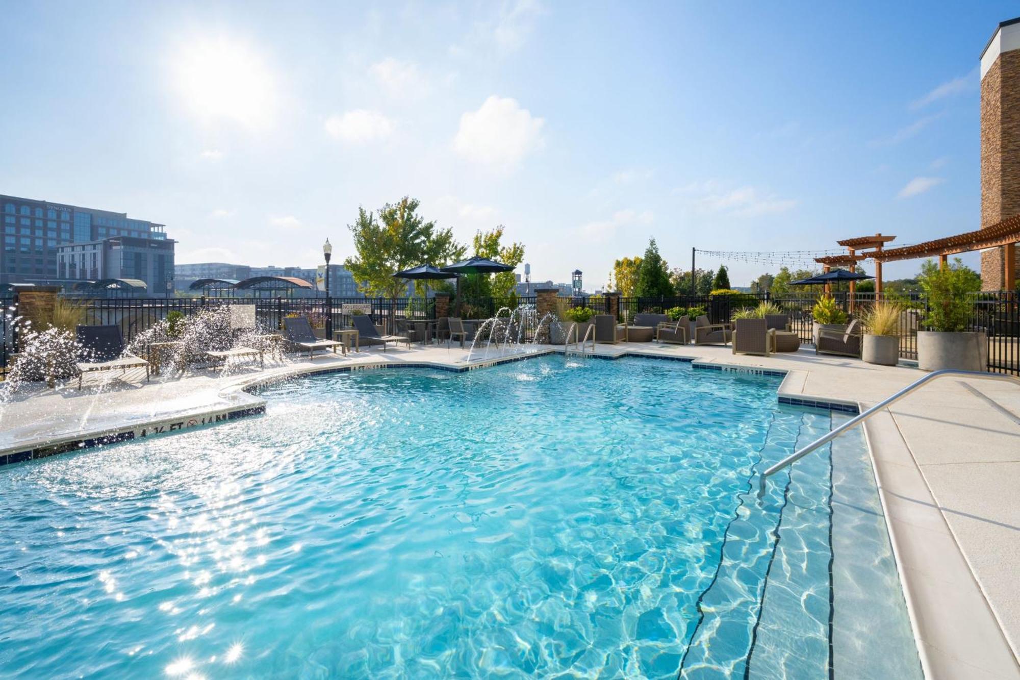 Courtyard By Marriott Columbus Phenix City Exteriör bild