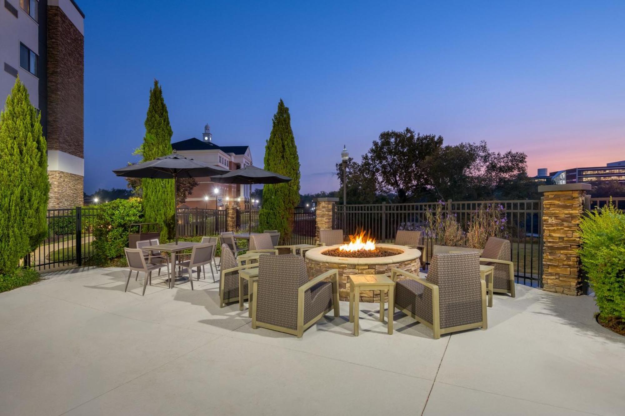 Courtyard By Marriott Columbus Phenix City Exteriör bild